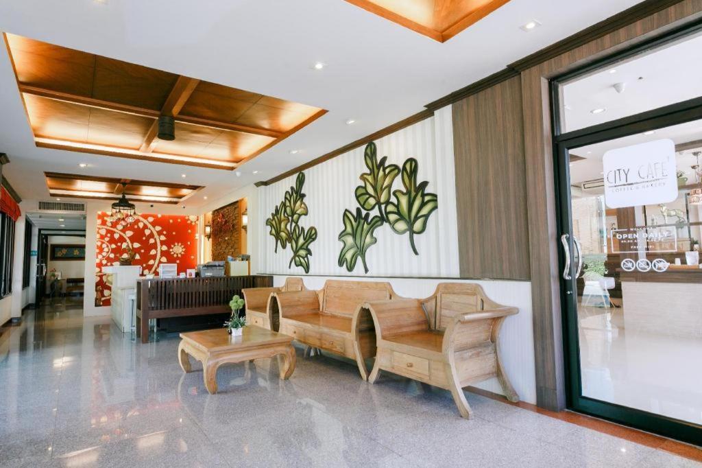 City Park Hotel Пхаттхалунґ Екстер'єр фото